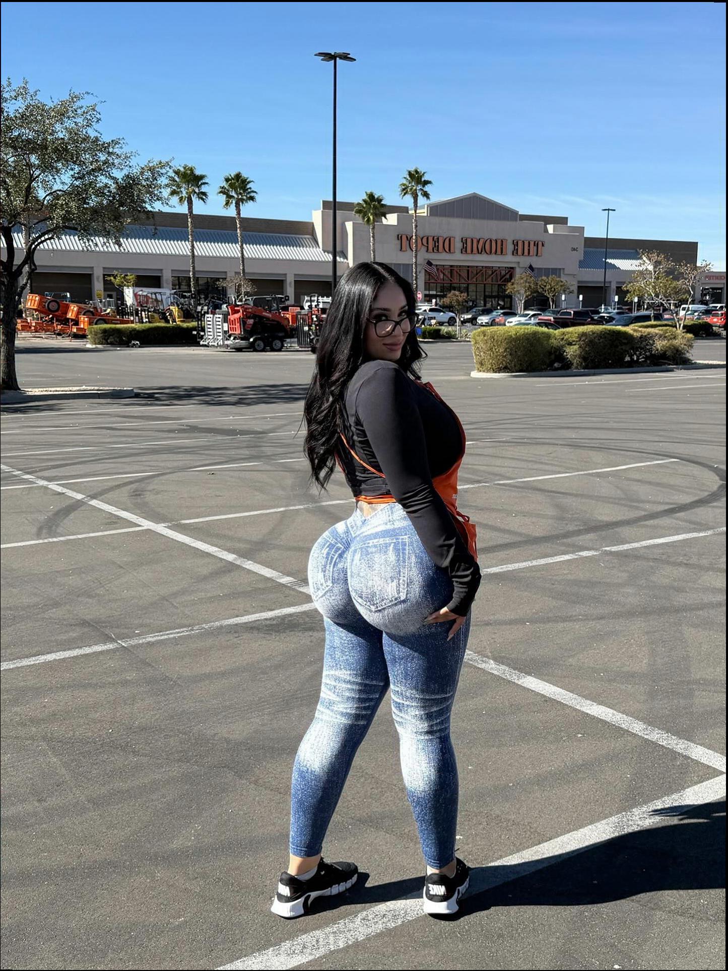 a man standing on a tennis court holding a tennis racket