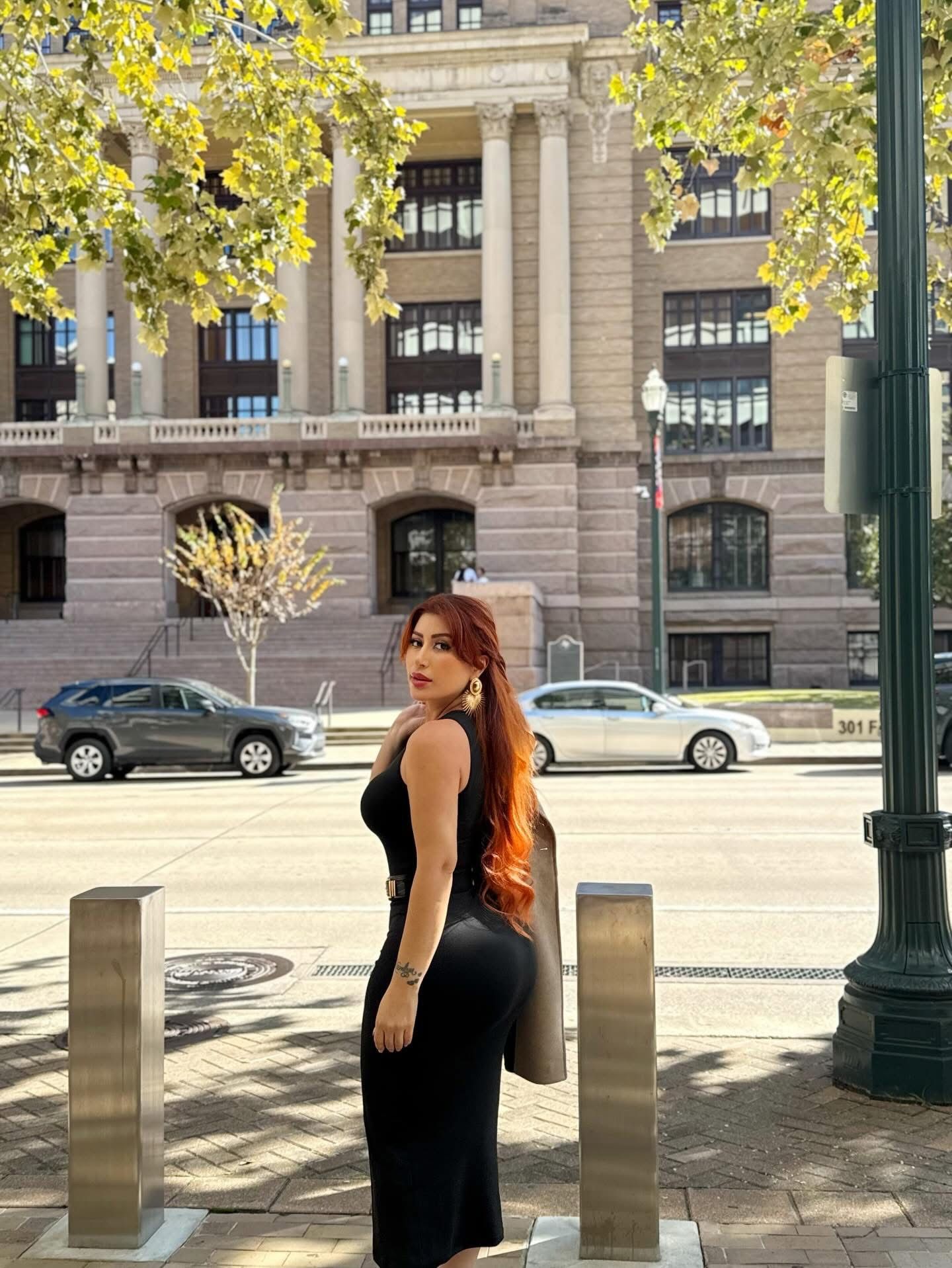 64838f458a8bc9a75d1eb63cfa3e277b