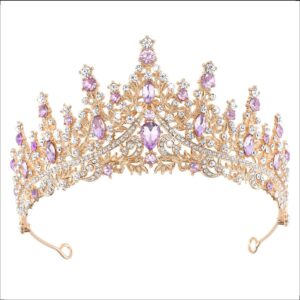 a flower arrangement is shown in a picture