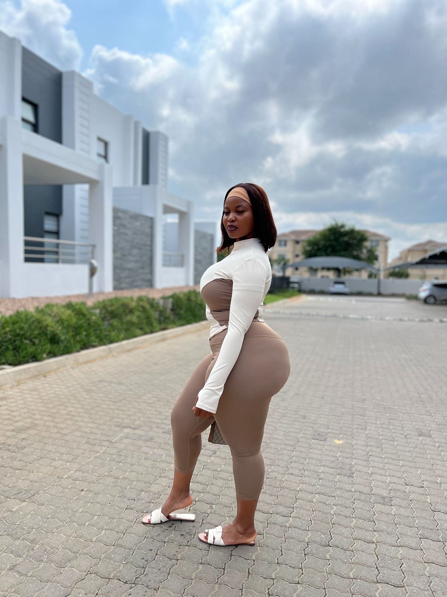 84e3203b87ff2e39b20e88dcd639c562