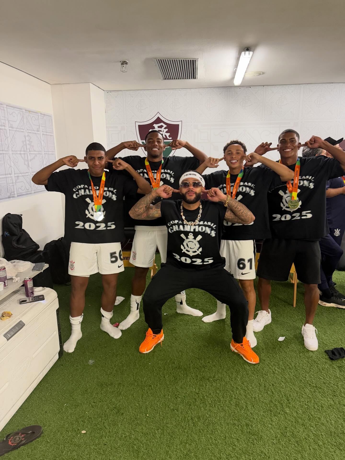 8890e469095d09e4fed1177bb5bcc58b