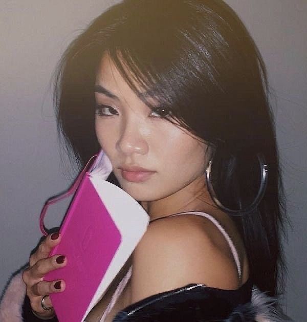 A25aaa56d01fd6680a4ec7f56295cb4f